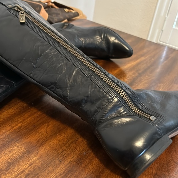 KORS MICHAEL KORS ZIP UP BOOTS. - Picture 11 of 13